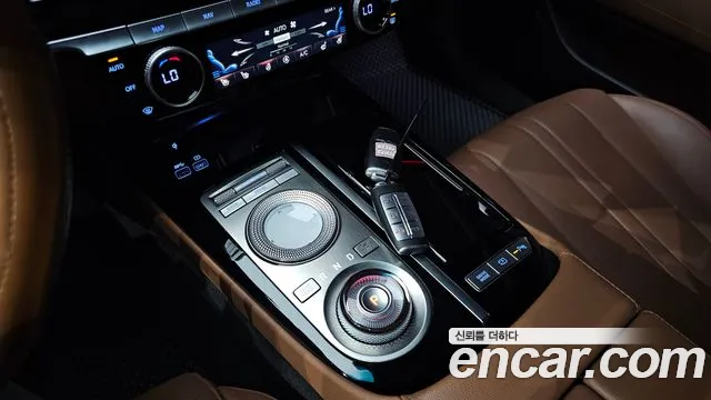 Genesis G80 2021 thumb 9