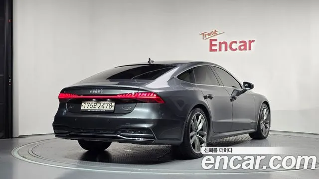 Audi A7 2020 thumb 2