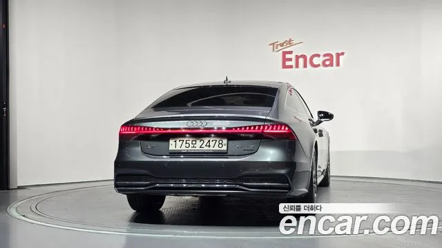 Audi A7 2020 thumb 4