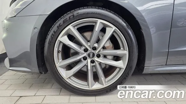 Audi A7 2020 thumb 5