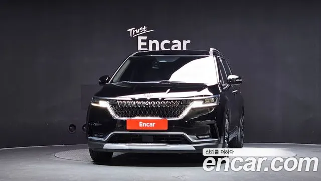 Kia Carnival 2021 thumb 3