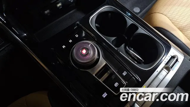 Kia Carnival 2021 thumb 9