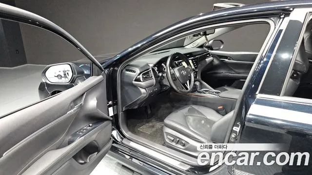 Toyota Camry 2018 thumb 9