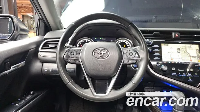 Toyota Camry 2018 thumb 12
