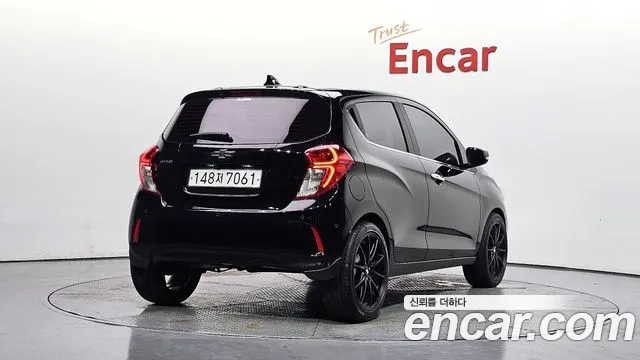 Chevrolet Spark 2018 thumb 2