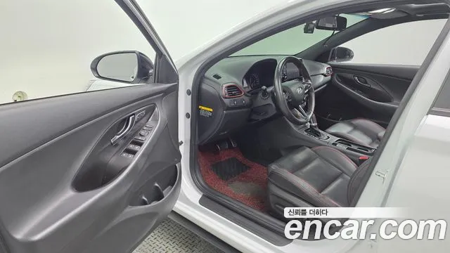 Hyundai i30 2019 thumb 10