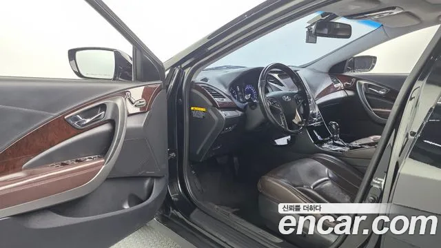 Hyundai Grandeur 2012 thumb 10