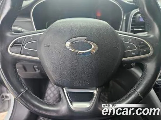 Renault Megane 2017 thumb 8