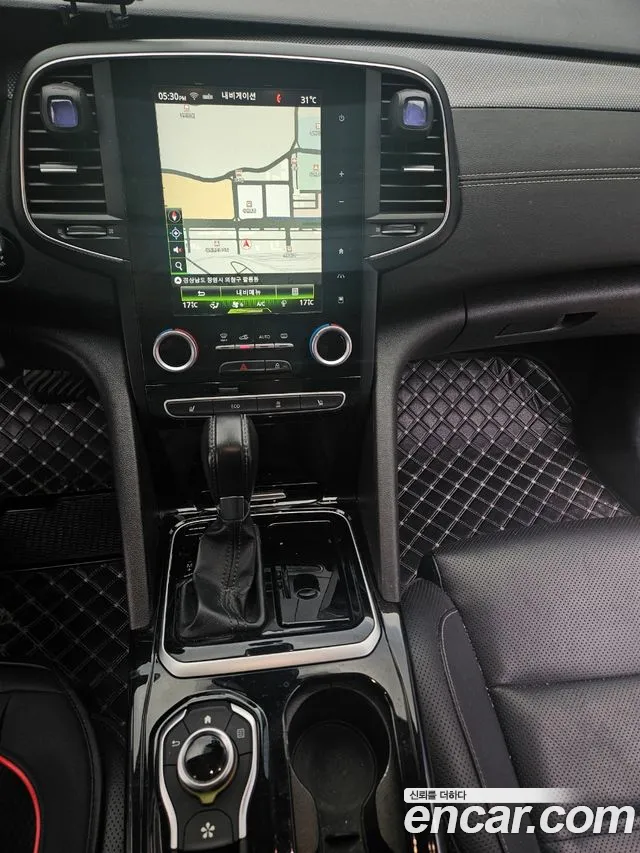 Renault Megane 2017 thumb 11