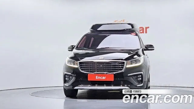Kia Carnival 2019 thumb 3