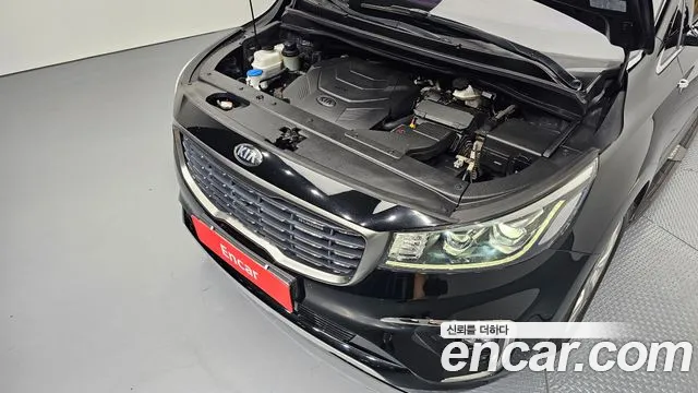 Kia Carnival 2019 thumb 6