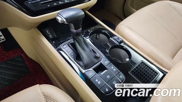 Kia Carnival 2019 thumb 9