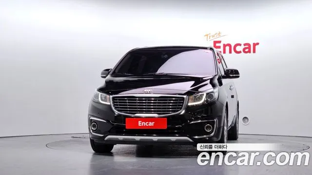 Kia Carnival 2016 thumb 3