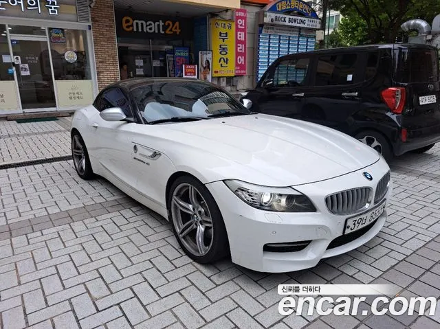 BMW Z4 2012 thumb 3