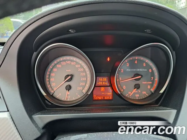 BMW Z4 2012 thumb 8