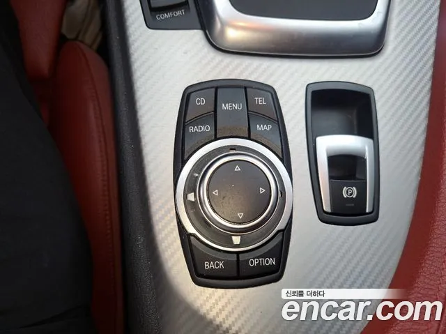 BMW Z4 2012 thumb 12