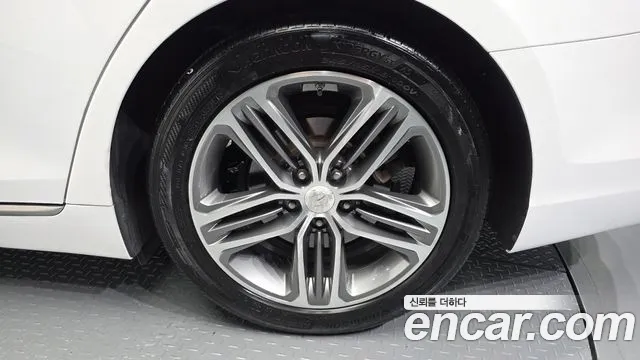 Hyundai Grandeur 2017 thumb 5