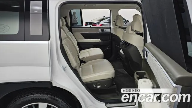 Hyundai Santa Fe 2023 thumb 11