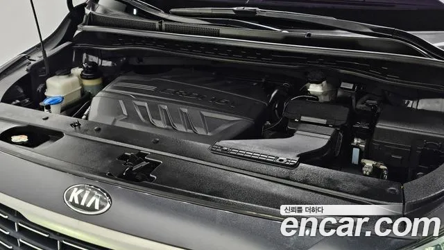 Kia Carnival 2018 thumb 5