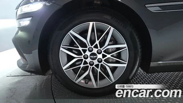 Genesis G80 2025 thumb 5