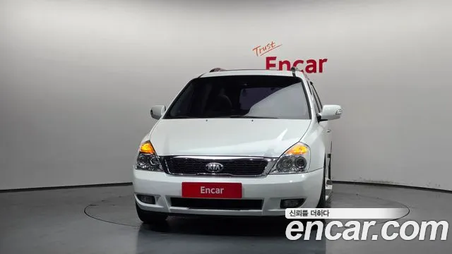 Kia Carnival 2013 thumb 3