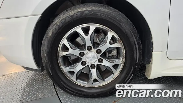 Kia Carnival 2013 thumb 5