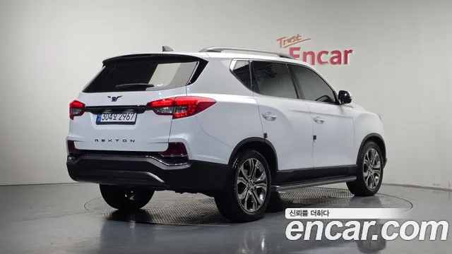 KG_Mobility_Ssangyong Rexton 2020 thumb 2