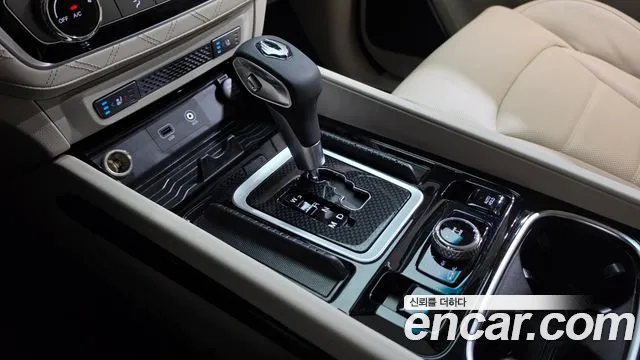 KG_Mobility_Ssangyong Rexton 2020 thumb 9
