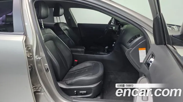 Kia K5 2012 thumb 11