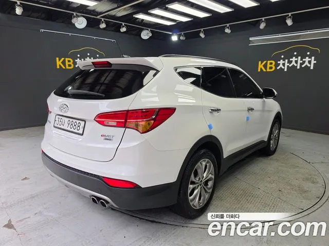 Hyundai Santa Fe 2015 thumb 4