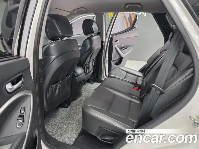 Hyundai Santa Fe 2015 thumb 10