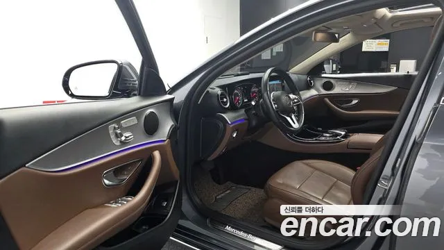 Mercedes-Benz E-Класс 2019 thumb 10