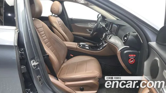 Mercedes-Benz E-Класс 2019 thumb 11