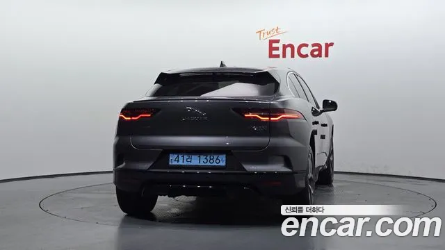 Jaguar I-PACE 2019 thumb 4
