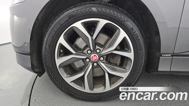 Jaguar I-PACE 2019 thumb 5