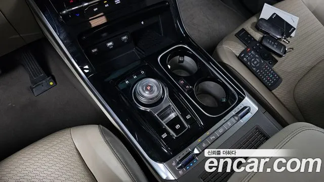 Kia Carnival 2022 thumb 8