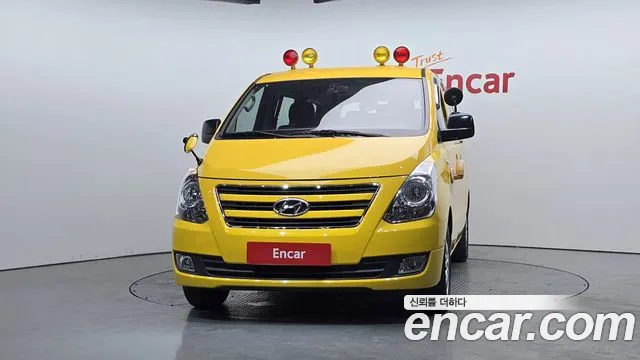 Hyundai Starex 2016 thumb 3