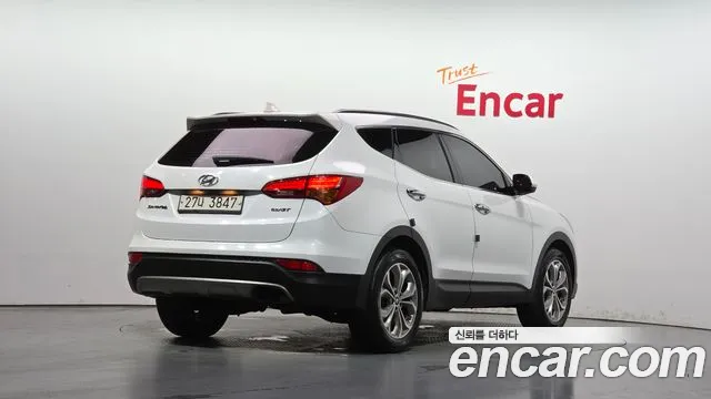 Hyundai Santa Fe 2014 thumb 2