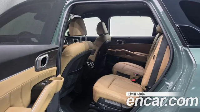 Kia Sorento 2023 thumb 11