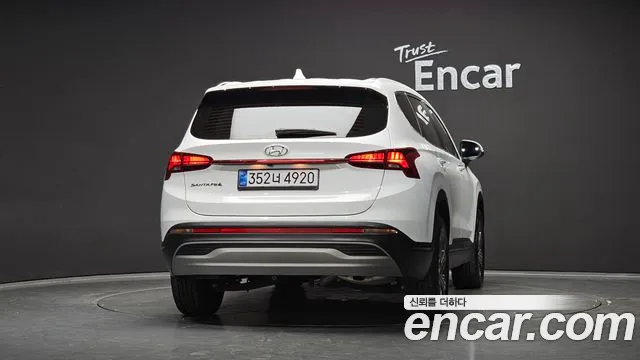 Hyundai Santa Fe 2021 thumb 4