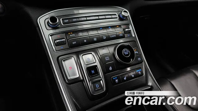Hyundai Santa Fe 2021 thumb 9