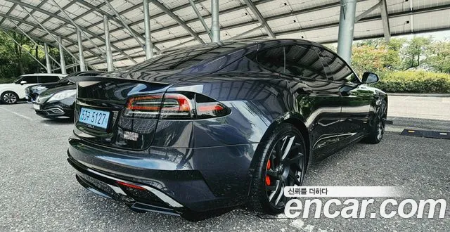 Tesla Model S 2026 thumb 2