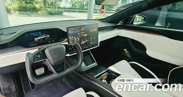 Tesla Model S 2026 thumb 9