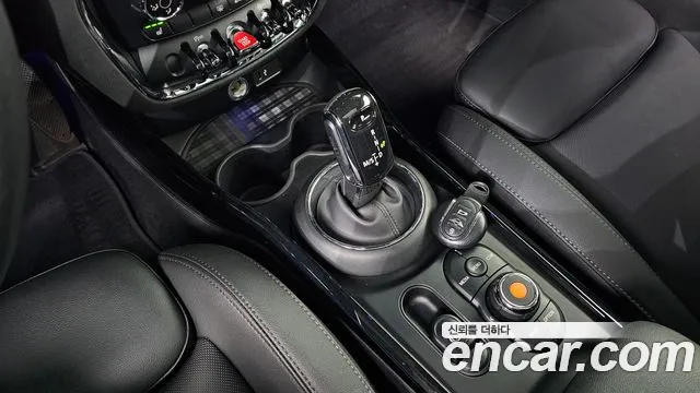 Mini Clubman 2021 thumb 9