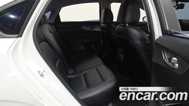Kia K3 2021 thumb 10
