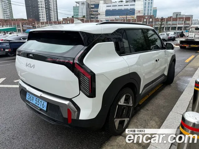 Kia EV3 2024 thumb 3