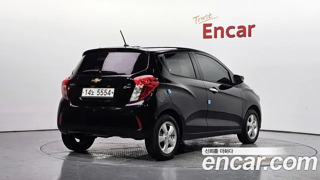 Chevrolet Spark 2017 thumb 2