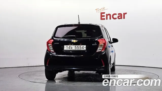 Chevrolet Spark 2017 thumb 4