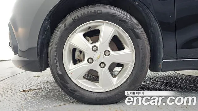 Chevrolet Spark 2017 thumb 5