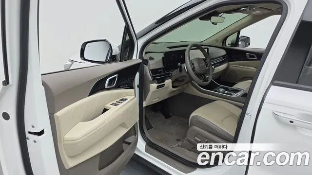 Kia Carnival 2024 thumb 10